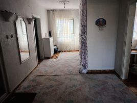 Sahibinden Petrol Mahallesi Acil İki Katlı Ev