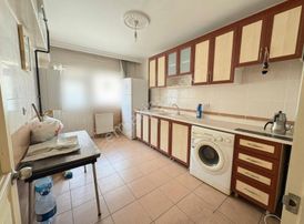 Hocalı Cad. Üzeri Ön Cephe Krediye Uygun 3+1 Bakımlı 130m2