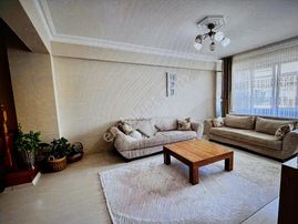 Özpa Gayrimenkul Hürriyet Mah. 3.kat 240 M² 4+2 Satılık Daire