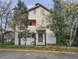 Realty World'dan Akyazı Altındere'de Bahçeli 200m2 4+1 Dubleks Villa