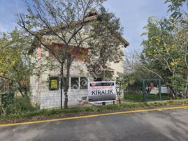 Realty World'dan Akyazı Altındere'de Bahçeli 200m2 4+1 Dubleks Villa