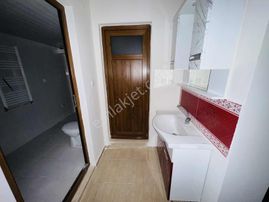 Kuşlubahçe Mahallesinde 3+1 Kapalı Mutfaklı Daire Fırsatı