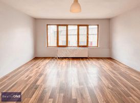 R-one Galata Süper Konum Kule Ve Metro Dibi 2+1 Kiralık Ofis-eng