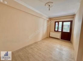 Denizbank - Müftülük Civarı 1+1, Bahçeli- Balkonlu