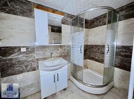 Denizbank - Müftülük Civarı 1+1, Bahçeli- Balkonlu