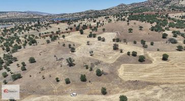 Hanedan'dan,güneysınır Merkeze Yakın 6094 M2 Müstakil Tarla