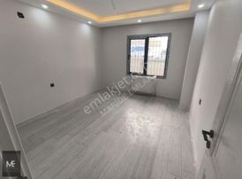 Maride Emlak`tan Hastane Yanı Kiralık 2+0 Ayrı Mutfaklı Daire