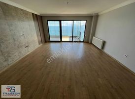 Yalıncak Bölgesinde 3+1 Kiralık Panoramik Deniz Manzaralı Daire