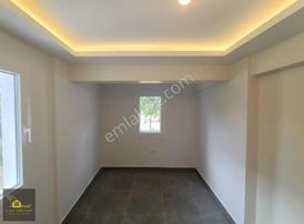 Çeşme Marina Mevkii Bahçeli Yerden Isıtmalı Doğalgazlı