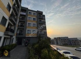 Dumlupınar Mahallesin De Kiralık Ulaşımı Kolay Eşyalı 2+1 Daire