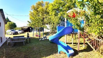 Karamürsel Yalakdere'de 7442m2 Arazi + İskanlı Ev Dahil Tek Tapu