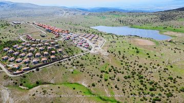 Göl Kenarı Göl Manzaralı Göle En Yakın Parseller 150 Metre