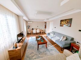 Kuşadası'nın Kalbinde Full Deniz Manzaralı, Masrafsız 3+1 Satılık Daire