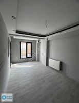 Cumhuriyet Mahallesi Ring Yolu Üzeri 90 M2 2+1 Arakat Daire