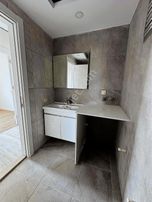 Çınarlı Mah 6 Katlı 2+1 A.mutfak Yatay Mimarı Satılık Lüks Daire