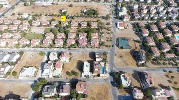 Merkezi Konumda Deniz Manzaralı Müstakil Villa Arsası