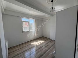 *ilke Emlaktan*mehmet Akif İnan Hast Yakınında 1+1 Daireler