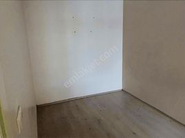 K Terminale Giderken 2 Katlının 1 Katı Çarşıya Yürüme Mesafe