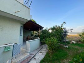 Alanya'da Denize 350 Mt. Mesafede 2+1 Bahçeli Satılık Villa