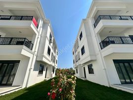 ꧁akçay Ay Emlaktan꧂küçükkuyu'da Lüks Butik Sitede Denize 250 Mt Arakat Ön Cephe Satılık 2+1 Daire