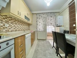 Kalecik Emlak'tan Merkezi Lokasyonda Parka Cephe 1.kat 3+1