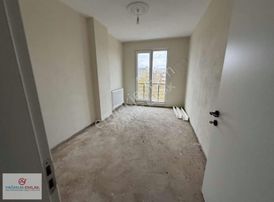 Yağmur Emlak'tan Yeni Hastaneye Yakın Fırsat 3+1 Lüks Daire