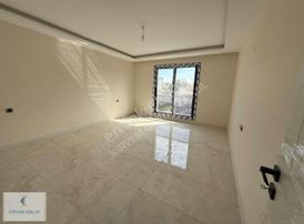 Kirvem Emlak'tan Emsalsiz 145m2 3+1 Daire-kapali Mutfak