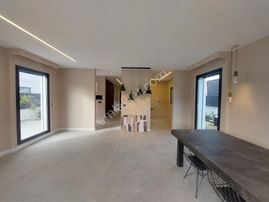 Karaova'da Bağımsız 5+2 Özel Havuzlu Lüks Satılık Villa