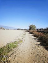 Yolüstü Mh. Sinde4 Lük Sulama Suyu Ve Elektiriği Olan Tarla