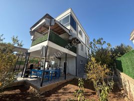 Remax Toros'tan Darısekisi'nde Lüks Tripleks 5+1 Eşyalı Villa