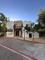 Denize 200 Metre Tek Müstakil 3+1 Villa...