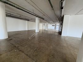 Yenibosnada İmalata Uygun 2500m2 İş Hanında Katlar