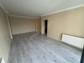 Bilgin Emlaktan Karaköyde Geniş 2+1 Kiralık Daire