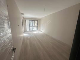 Cb Black'ten 23 Nisan'da Btg Meva Sitesinde 1+1 Geniş Tip Daire