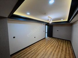 Ay Yapı Business- Forum Karşısında Satılık 2+1 Ofis