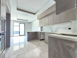 Denizli Karahasanlı Da 3.5+1 Havuzlu Ultra Lüks Site İçerisinde Giyotin Cam Balkonlu Daireler