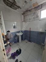 Haznedar Meydana Ve Belediyeye Yakın 4. Kat Kentsel Daire