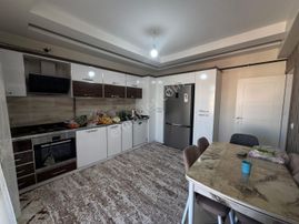 Bağlar Bağcılar Civarı Satılık 7 Yıllık Dairemiz