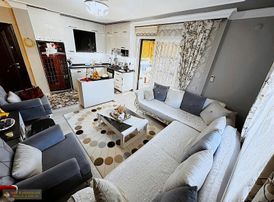 Ürkmez De Satılık 2+1 Denize 600 Metre Bahçeli Yazlık Daire