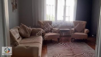 Maltepe H.feyzullahta Sahile Çok Yakın Ferah Daire 2+1 120m2