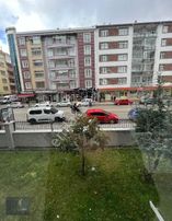 Akademi'den Cadde Üstü Site İçin Çift Balkonlu Kiralık 3+1