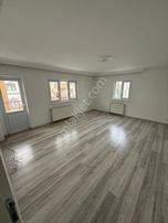 Malazgirt Mh 3+1 Bağımsız Ara Katta Yapılı Daireee!!!