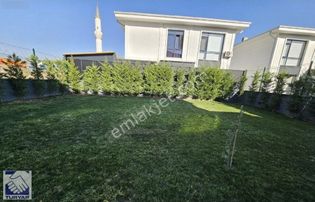 Bağlıca Zirve Caddesi'nde Tam Müstakil Satılık Villa