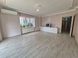 Sabri Pınarbaşı'dan Akçay'da Satılık Geniş Öncephe 3+1 Daire