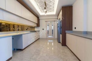 Akkent'de Millet Cami Yanı-3,5+1-akıllı Sistem-kapalı Otopark