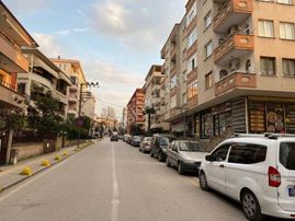 Değirmendere Merkezi Konum Kiralık Geniş Daire 160 M2