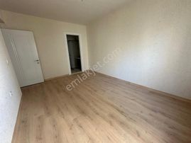 Prestij Yeni Hayatta Oturuma Hazır 3+1 Kiralık Daire