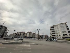 Ereğlikapı Mah.ana Yolda Kat:3 3+1 Asansörlü 140m2 Masrafsız Kombili
