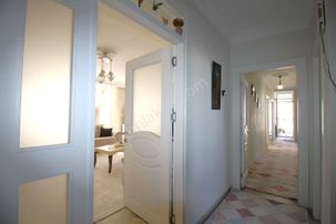 Retro’dan Silifke Caddesi Üzerinde Geniş Asansörlü B.mutfak 3+1