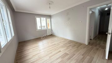 Gülyaka Mah.bozyaka Cadde Yakını 3+1 Arakat Daire